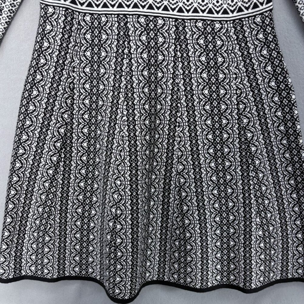 Nina Leonard Fit & Flare Knit Sweater Dress Geometric Print Black White Feminine - Picture 4 of 12
